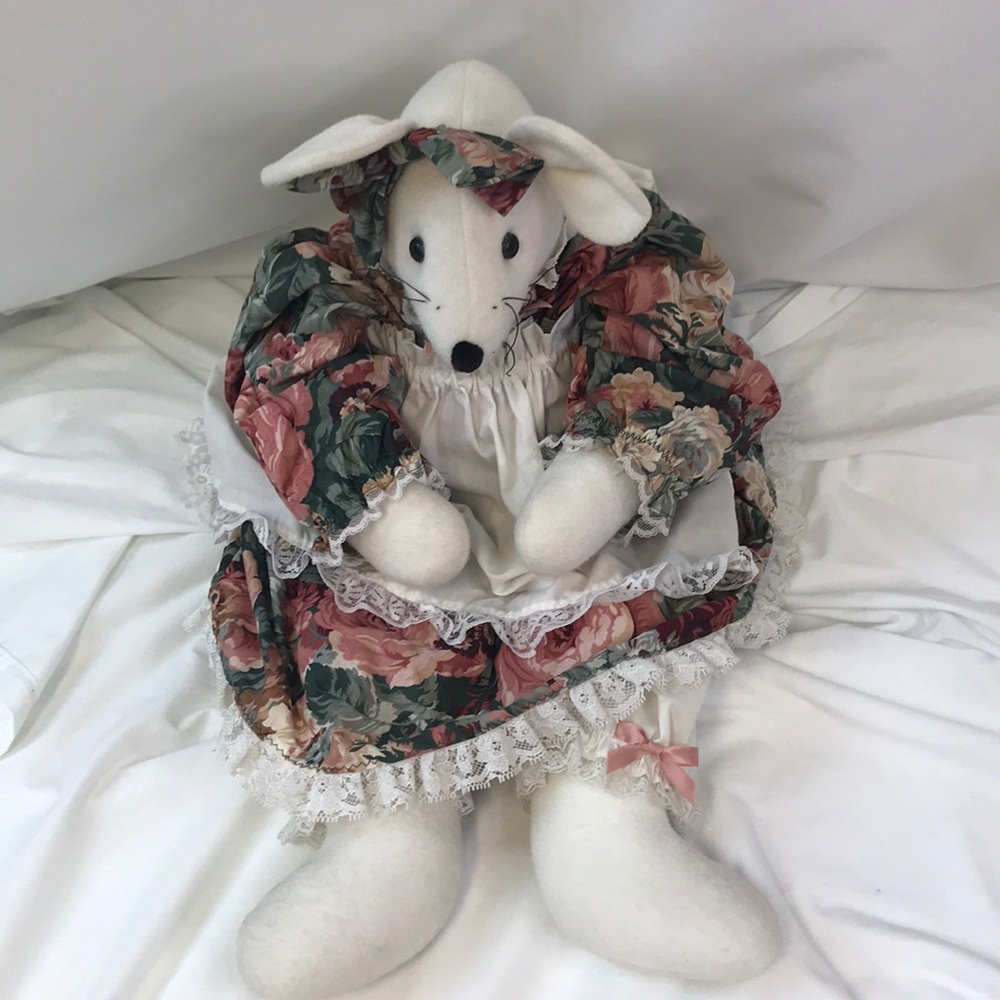 Vintage Handmade Country Mouse Doll 25”– Shabby Chic Prairie Style - Picture 3 of 5